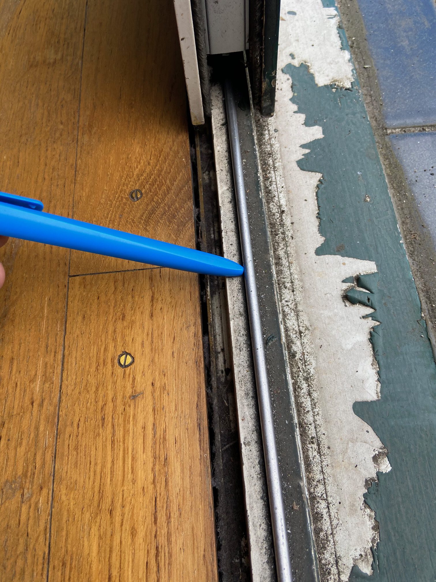 3 .Bild von der unteren Laufschiene